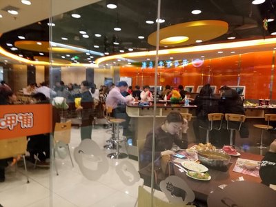 呷哺呷哺石家莊勒泰家樂福分店的餐飲管理實(shí)踐